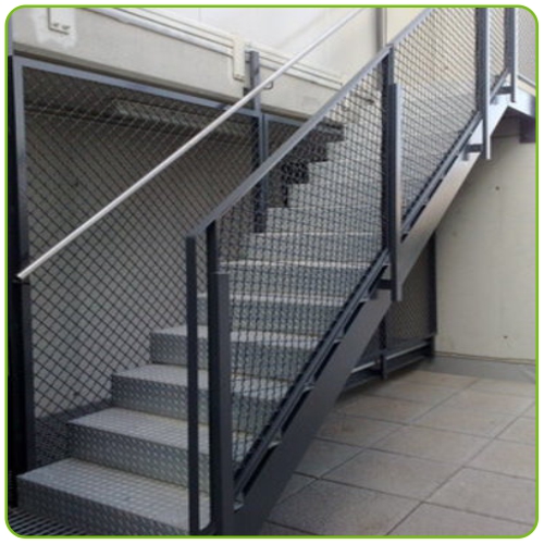 4.-ESCALERAS-INDUSTRIALES.jpg
